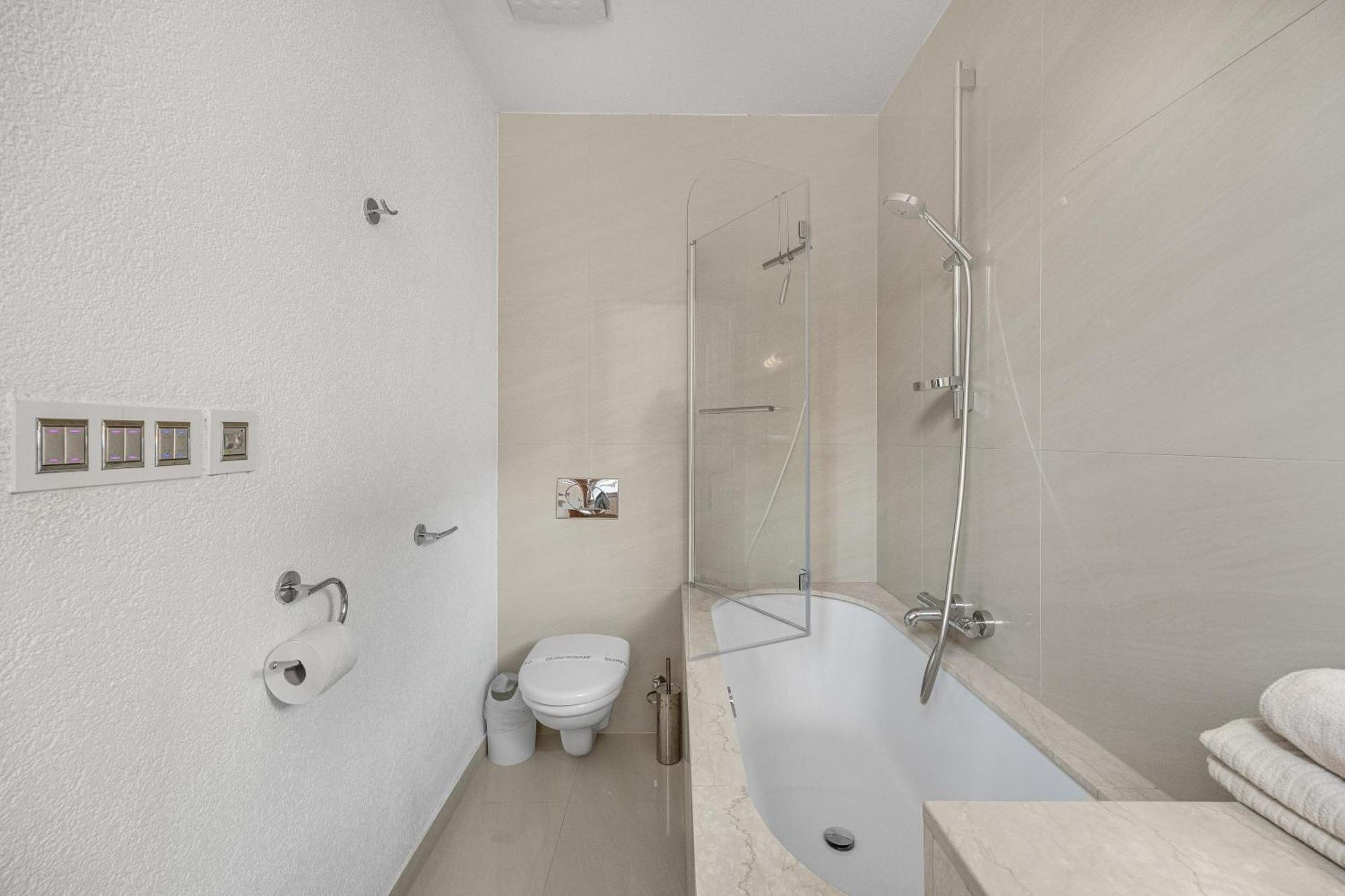 Revon Business Apartment 50 Dunajska Bratislava Exterior foto