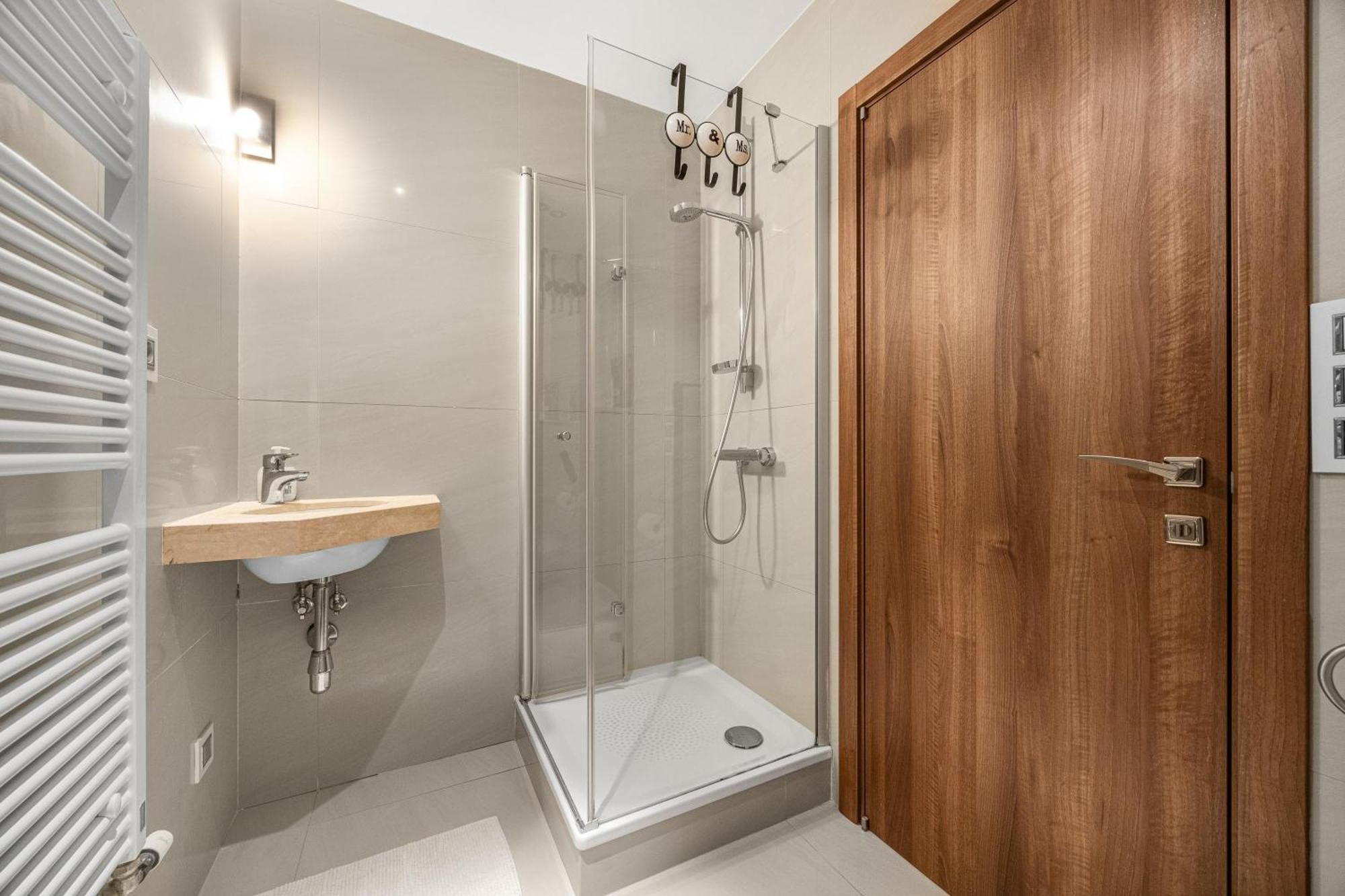 Revon Business Apartment 50 Dunajska Bratislava Exterior foto